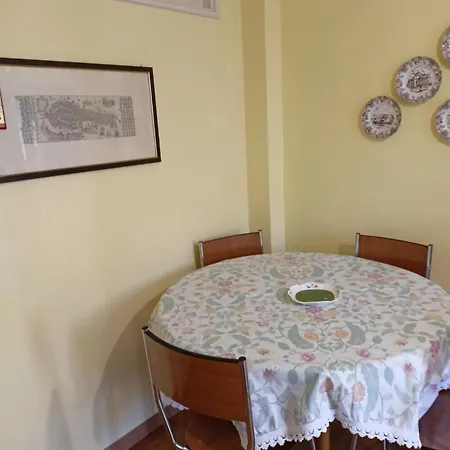 Centro Via Medail Apartament *